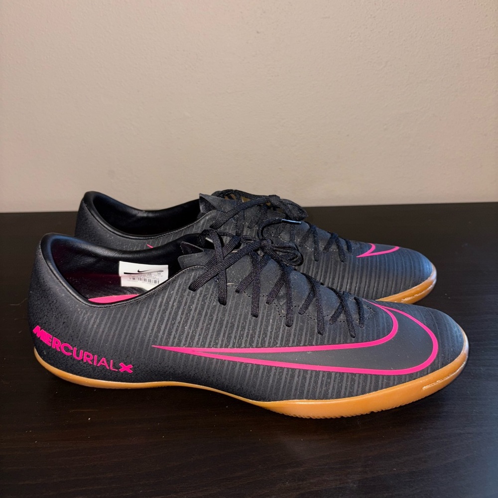 Nike Mercurial X Vapor Indoor Soccer shoes - Size 12